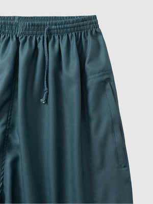 Elasticated waistband detail on emarald green Moroccan thobe pants