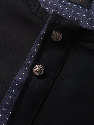Imaarah Vantage black short sleeve thobe, close-up detail of Imaarah premium buttons and fabric texture