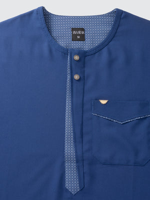 Imaarah short sleeve thobe Vantage navy, close-up of neckline, inner placket and premium button detailing