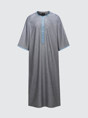 Moroccan short sleeve thobe Qasr in grey with sky blue neckline detailing front view